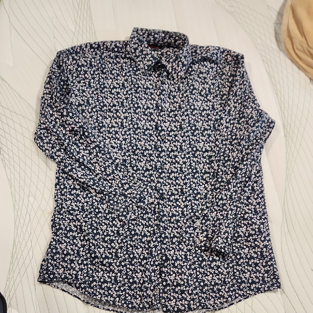 JF J.Ferrar Blue and White Casual Button Down Shirt